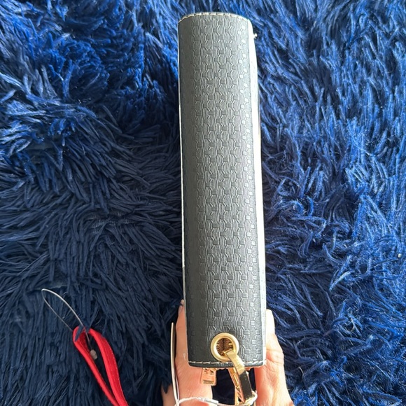 Double Wallet Wristlet - Picture 5 of 6